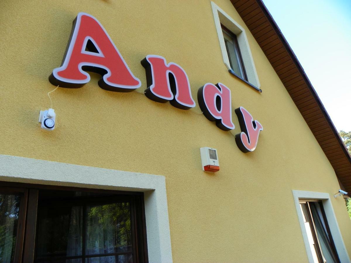 Andy *